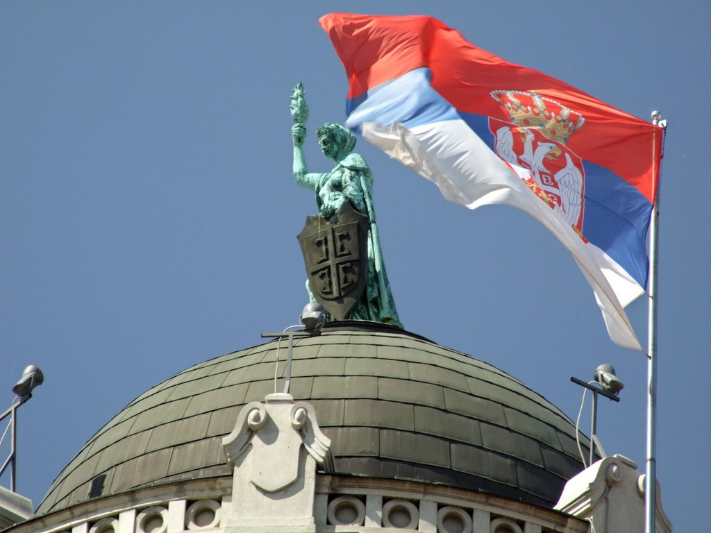 Prédio do governo sérvio na capital do país, Belgrado (Foto: Flickr/ only_point_five)