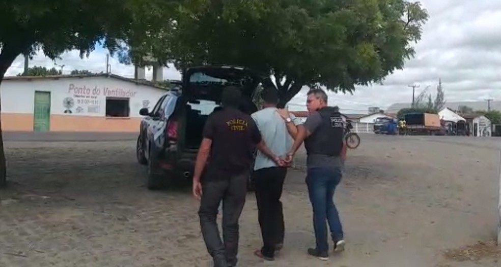 Suspeito do crime tem 20 anos e foi preso em Canguaretama. — Foto: Polícia Civil/Cedido