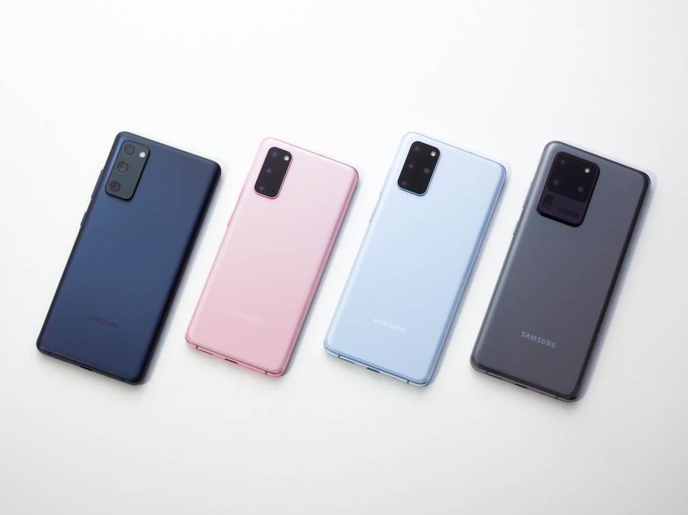 Da esquerda para a direita: Galaxy S20 FE, Galaxy S20, Galaxy S20 Plus e Galaxy S20 Ultra. — Foto: Divulgação/Samsung