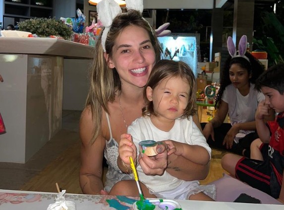 Virginia Fonseca com a primogênita Maria Alice — Foto: Instagram/Reprodução