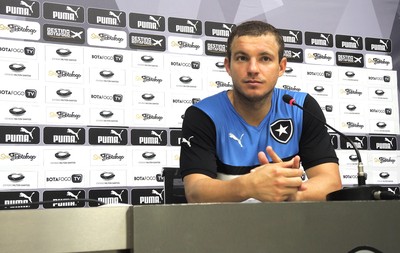 Marcelo Mattos, Coletiva Botafogo (Foto: Lucas Loss) Marcelo Mattos, Coletiva Botafogo (Foto: Lucas Loss)