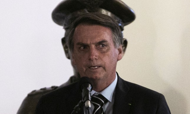Bolsonaro na posse do novo ministro da Defesa