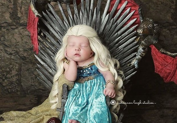 Bebês vestidos como os personagens da série Game of Thrones (Foto: Reprodução/Instagram)