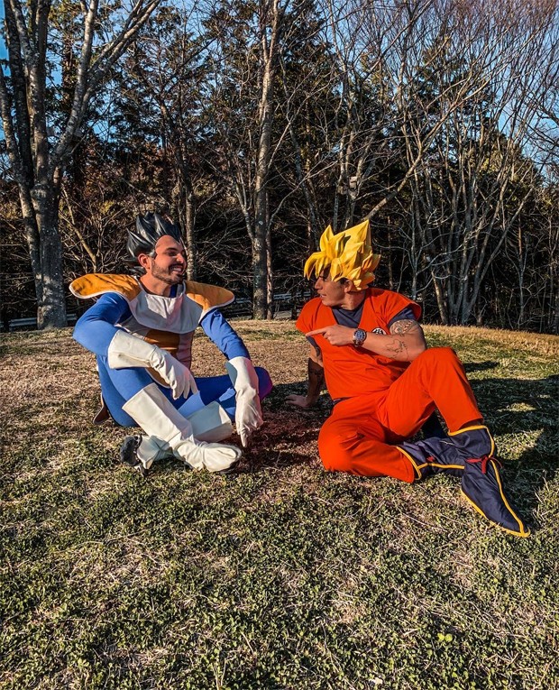 Políticos japoneses fazem cosplay de personagens de Dragon Ball Z