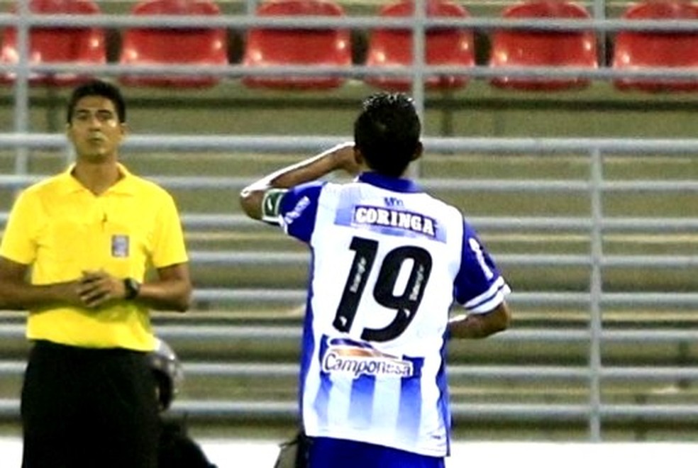 Didira marcou o segundo gol do CSA — Foto: Ailton Cruz / Gazeta de Alagoas