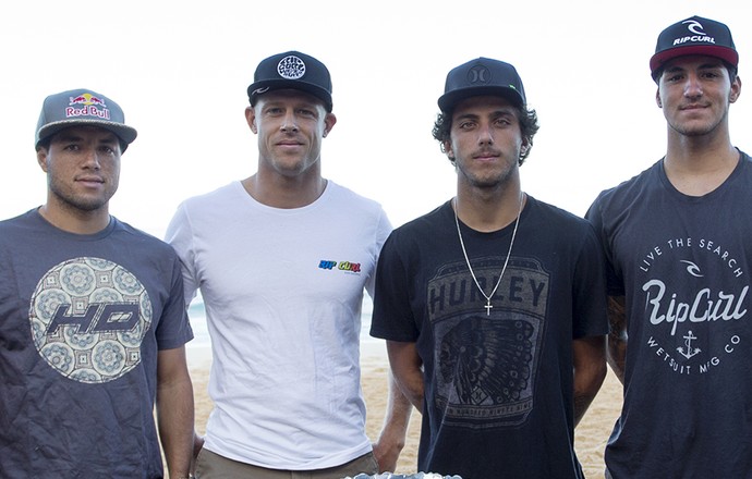 Owen Wright,  Adriano de Souza (Mineirinho), Mick Fanning, Filipe Toledo, Gabriel Medina e Julian Wilson em Pipeline, no Havaí (Foto: Kelly Cestari / WSL)
