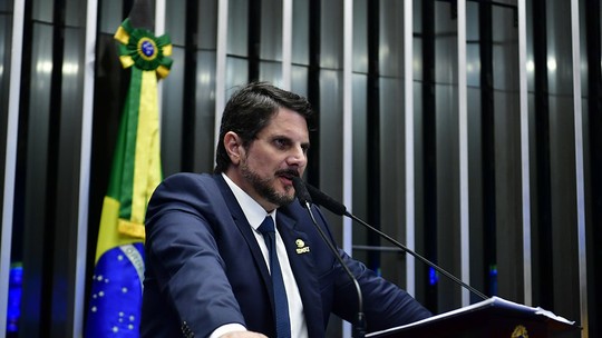 Marcos do Val diz estar 'à disposição' da PF para falar sobre sobre suposta tentativa de golpe envolvendo Bolsonaro