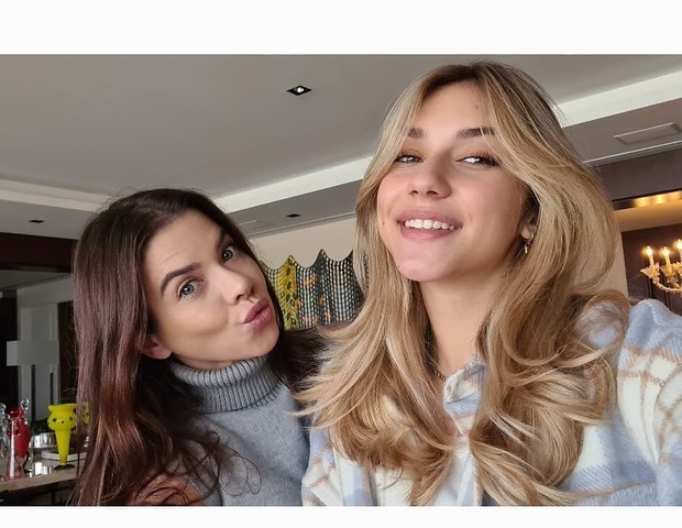 Fernanda com Nina, 14 anos (Foto: Reprodução/Instagram)