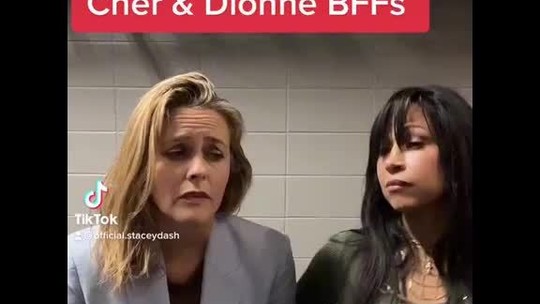 Alicia Silverstone e Stacey Dash recriam cena de 'As Patricinhas de Beverly Hills' 