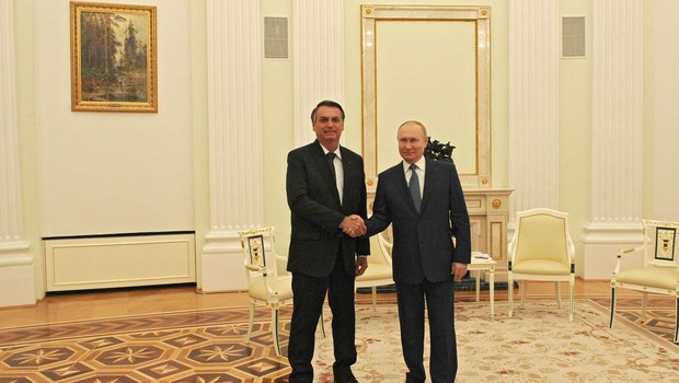 Jair Bolsonaro e Vladimir Putin em encontro na Rússia (Foto: Oficial Kremlin/PR)