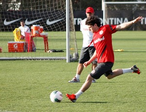 João Paulo, meia do Inter  (Foto: Diego Guichard / GLOBOESPORTE.COM)
