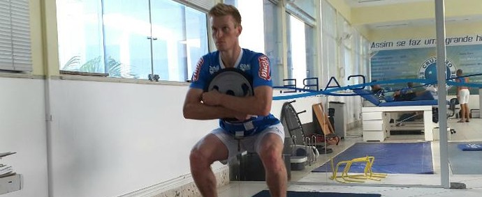 Pronto para jogar, Grolli quer ganhar entrosamento em pausa do Mineiro