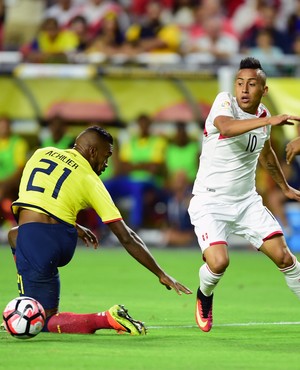 Cueva, aproveita folga, e será apresentado ao São Paulo até o final dessa Semana