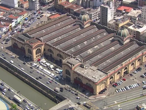 Fachada do Mercado Municipal de SP começa a ser restaurada e marca início de modernização do prédio (Foto:  Reprodução/TV Globo)