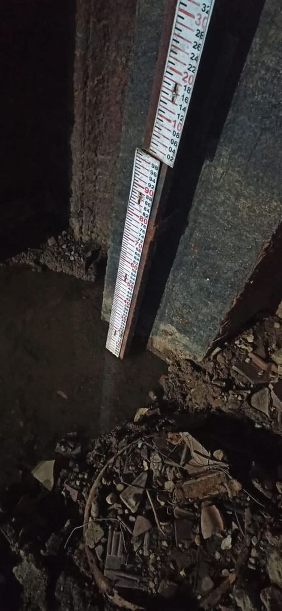 Régua de Ladário chegou a zero centímetros. — Foto: Lucas Lélis/Arquivo pessoal 