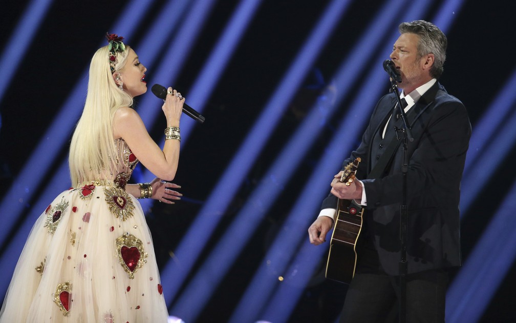 Gwen Stefani e Sheldon Blake cantam no Grammy 2020 — Foto: Matt Sayles/Invision/AP