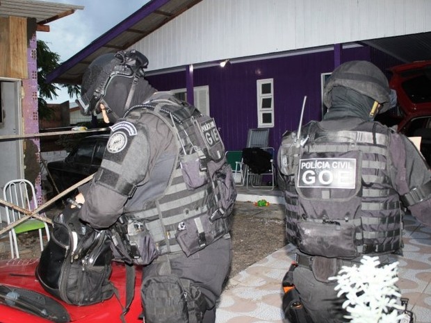 Polícia Civil cumpriu mandados de busca e apreensão (Foto: Polícia Civil/Divulgação)