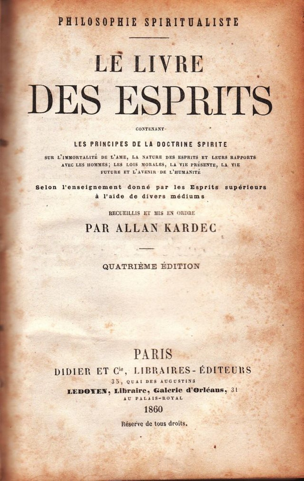 Fac-símile da edição de 1860 da obra 'O Livro dos Espíritos', principal livro escrito por Kardec e base da nova doutrina — Foto: Reprodução via BBC