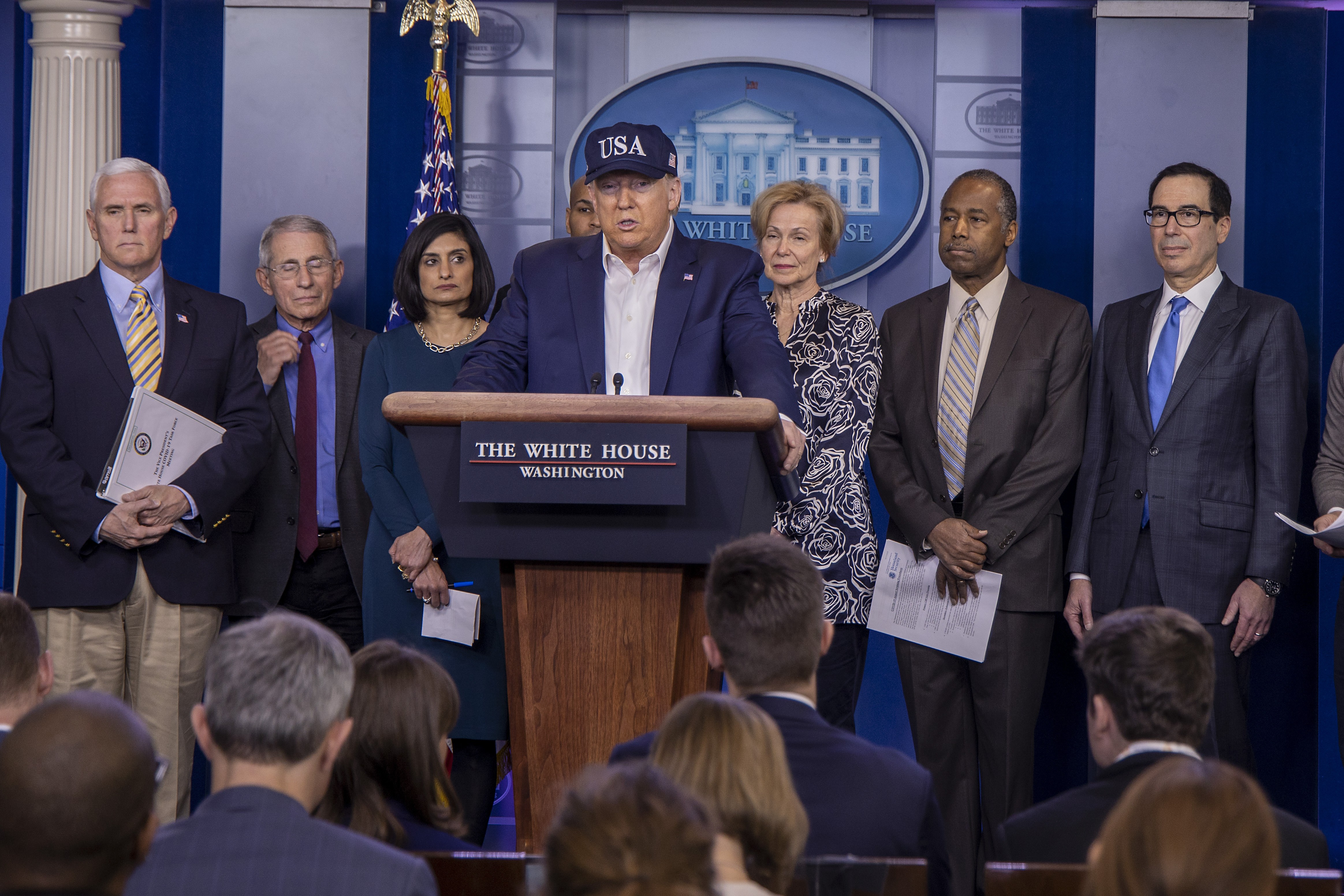 WASHINGTON, DC - MARCH 14: U.S. President Donald Trump speaks in the press briefing room at the White House on March 14, 2020 in Washington, DC. President Trump also told reporters he was tested for the novel coronavirus Friday night but did not reveal th (Foto: Getty Images)