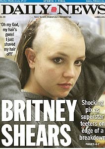 Capa de jornal sobre colapso de Britney Spears em 2007 (Foto: Reprodução)