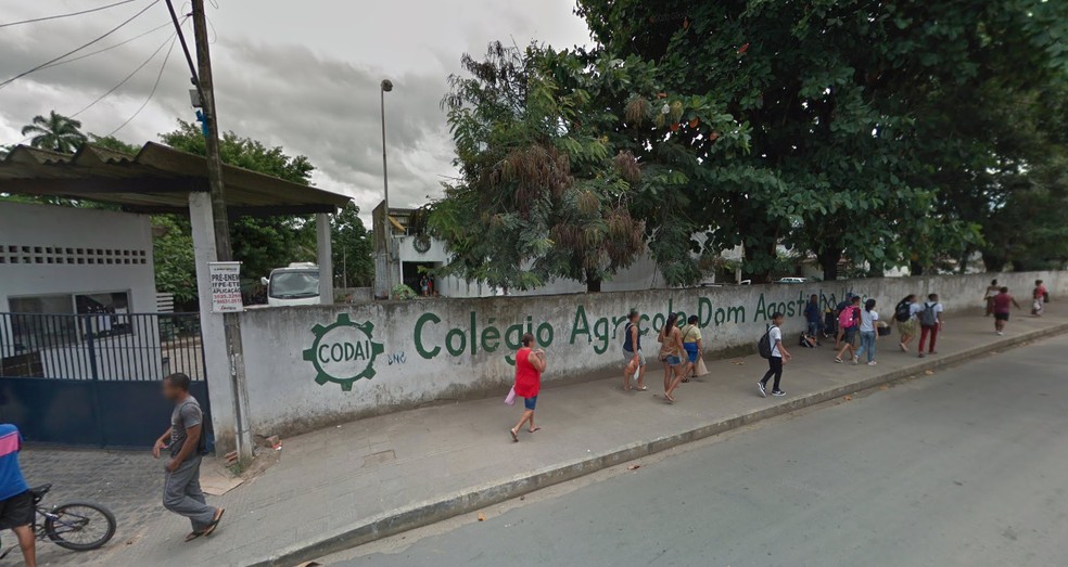 Colégio Agrícola Dom Agostinho Ikas (Codai) fica no Centro de São Lourenço da Mata, no Grande Recife — Foto: Reprodução/Google Street View