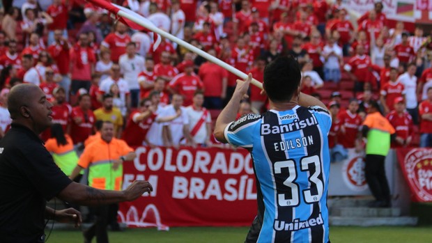 No baile dos 15 anos, tiramos o Inter para dançar