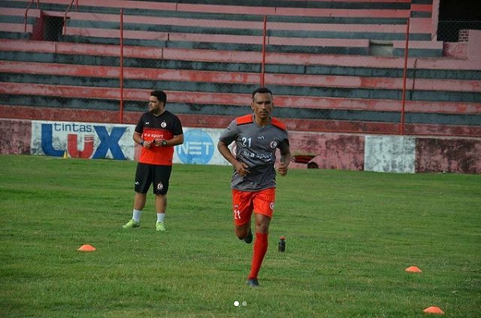 Eduardo é mais um a deixar o Campinense antes do início da temporada (Foto: Samy Oliveira / Campinense)