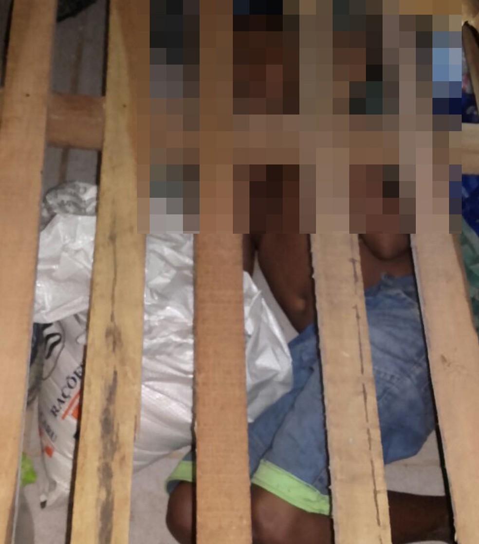 Menino de 11 anos foi encontrado debaixo da cama de um detento (Foto: Divulgação / Sinpoljuspi)