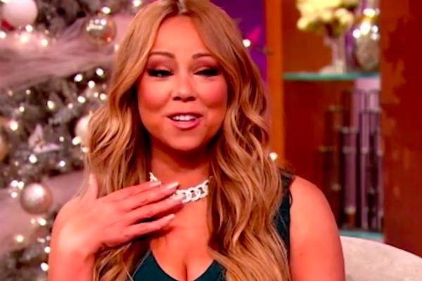 Mariah Carey com a gargantilha avaliada em quase dois milhões de reais (Foto: Reprodução)