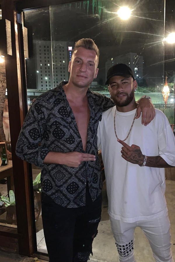 Maxi Lopez e Neymar em foto no Instagram (Foto: reprodução/instagram)