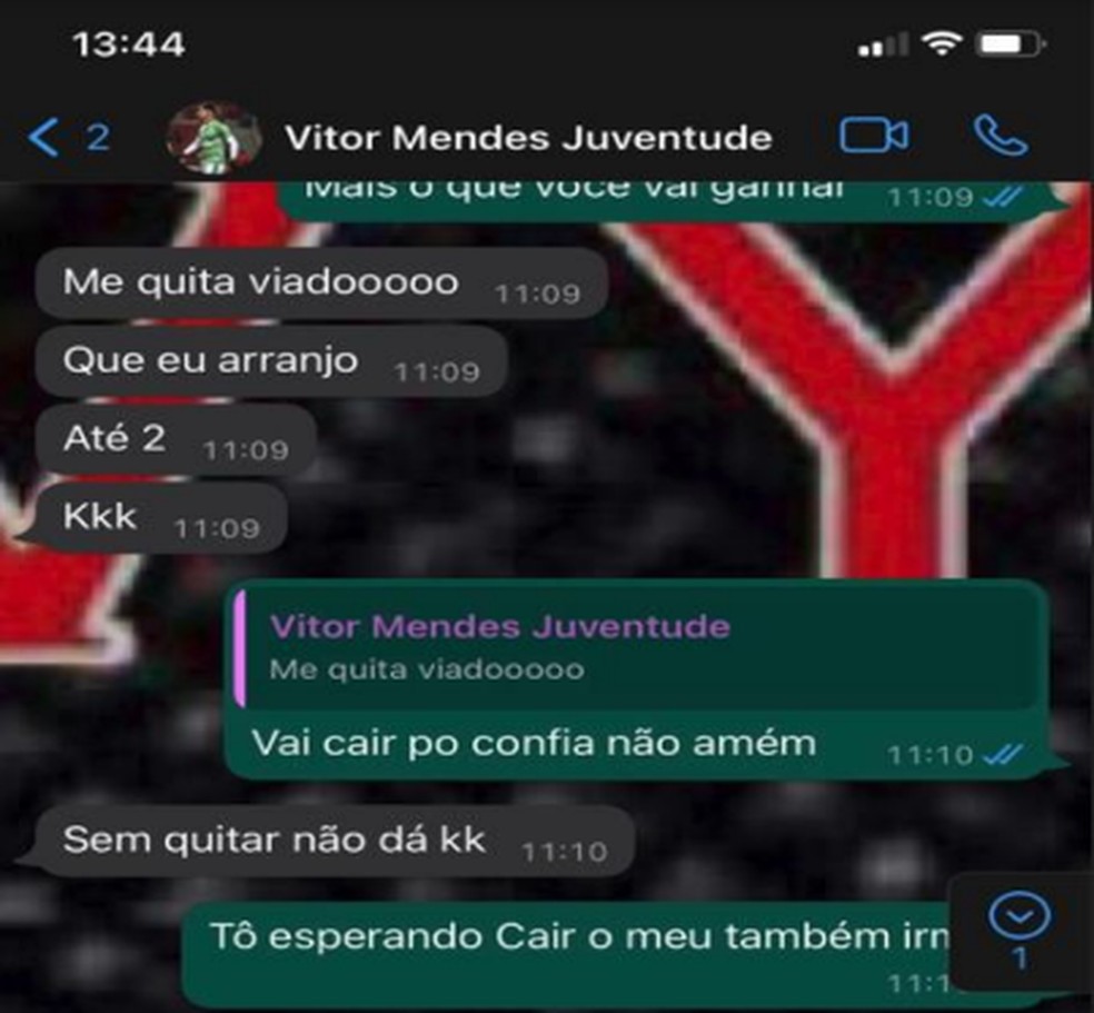 Em conversa com apostador, Vitor Mendes conta que irá cooptar mais dois jogadores para o esquema da máfia das apostas — Foto: Reprodução