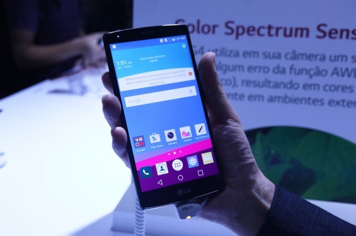 O sucessor do LG G4 terá design mais refinado, com uso de metal e sensor de impressões digitais (Foto:Techtudo)