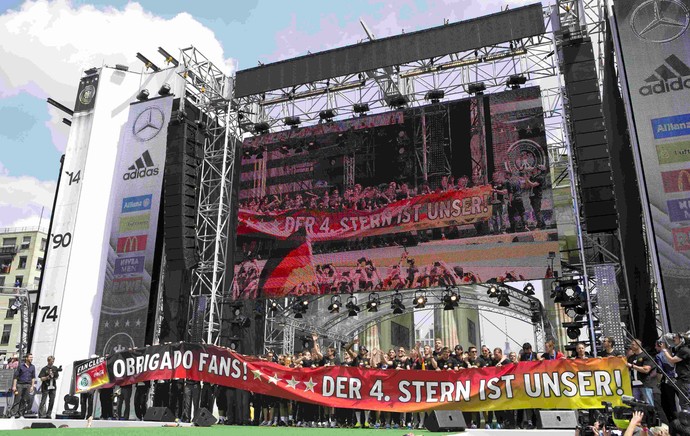 festa torcida alemanha berlim copa do mundo (Foto: Agência Reuters)