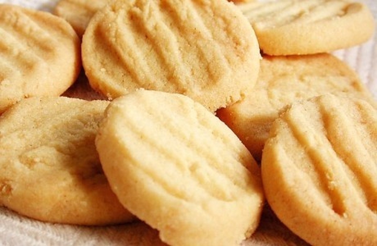 BISCOITO AMANTEIGADO DA VOVÓ | Doces e sobremesas | Receitas