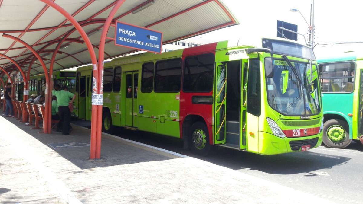 Prefeito de Teresina aumenta passagem de ônibus; tarifa estudantil fica ...