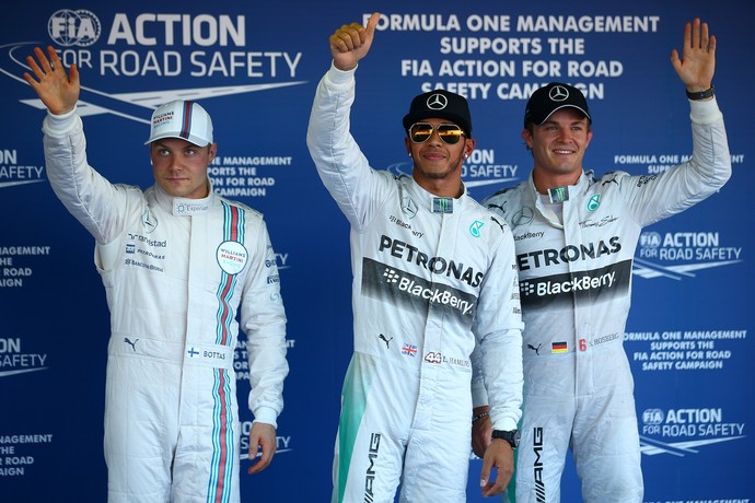 Lewis Hamilton entre Valtteri Bottas e Nico Rosberg: os três primeiros do grid para GP da Rússia (Foto: Getty Images)