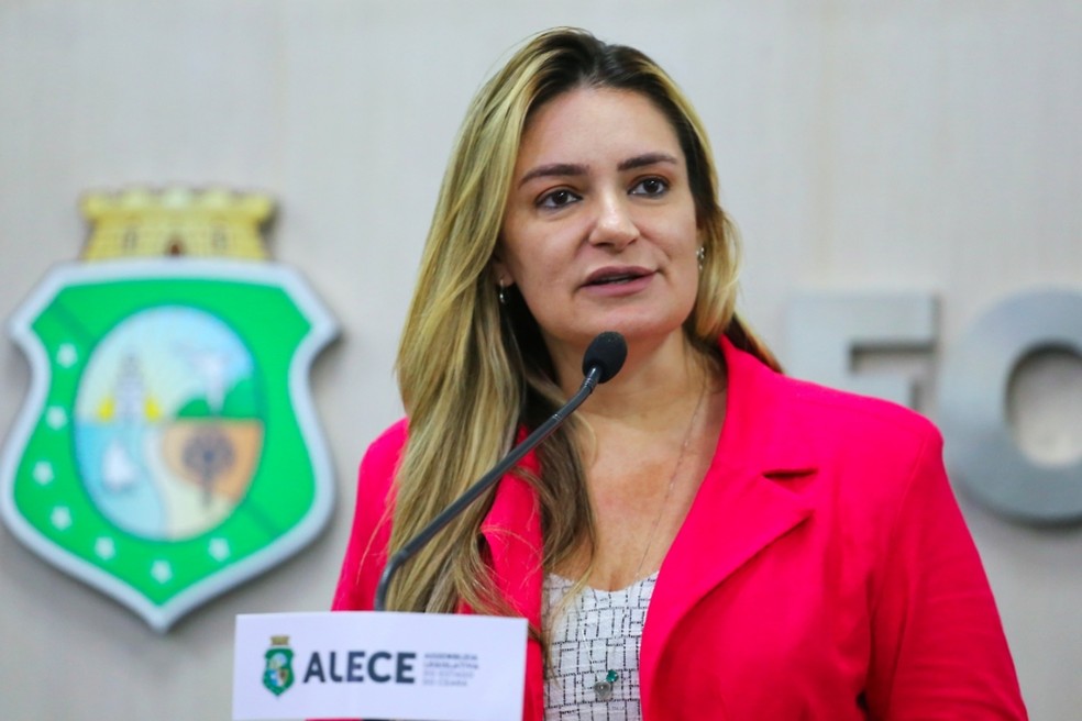 Augusta Brito deve assumir Senado no Ceará após ida de Camilo Santana para o MEC. — Foto: Assembleia Legislativa do Ceará/Reprodução