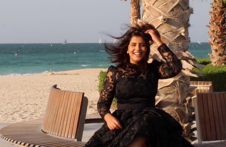 Ativista saudita Loujain al-Hathloul em foto de 2019 divulgada por sua página oficial no Facebook