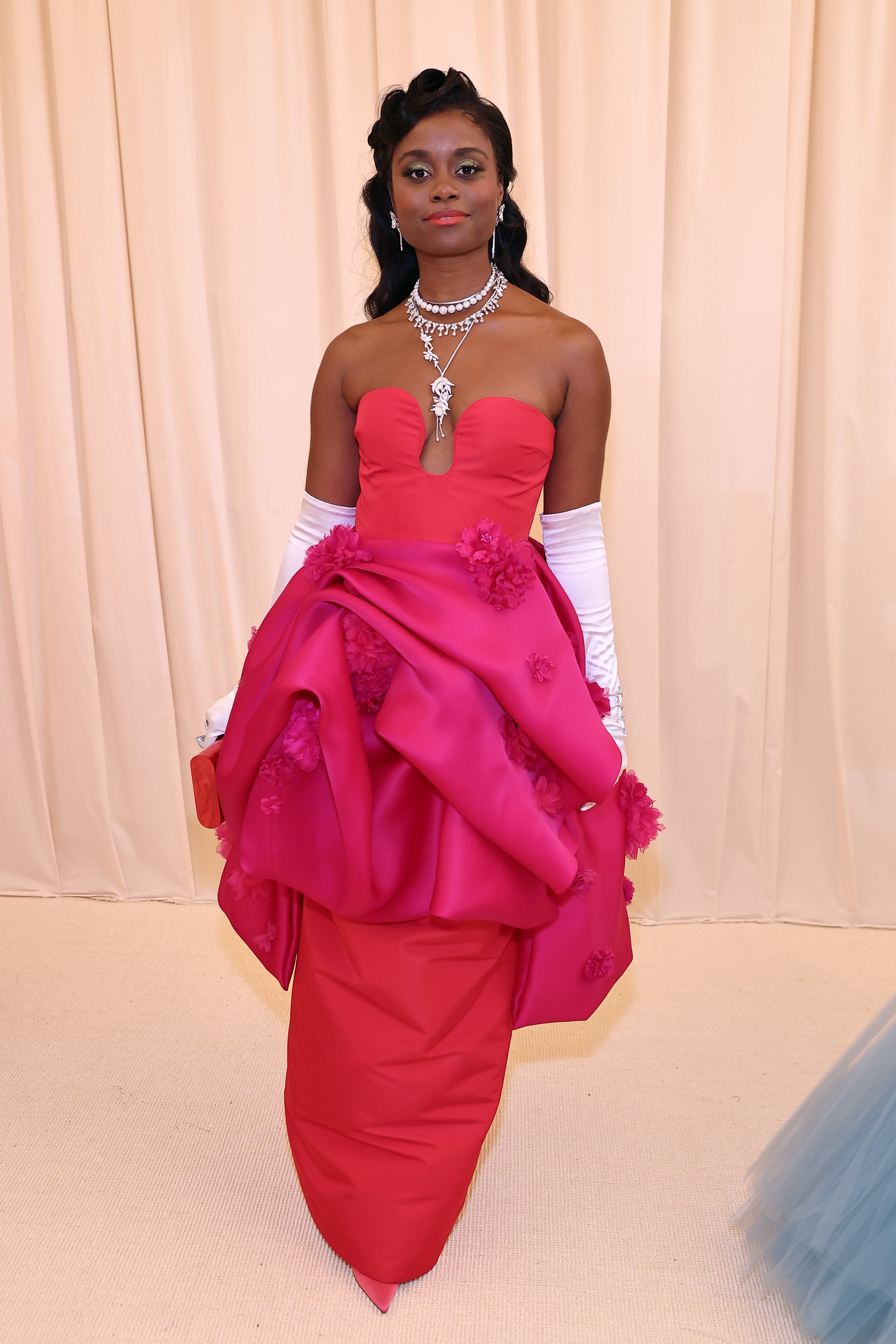 NEW YORK, NEW YORK - MAY 02: (Exclusive Coverage) Denée Benton arrives at The 2022 Met Gala Celebrating "In America: An Anthology of Fashion" at The Metropolitan Museum of Art on May 02, 2022 in New York City. (Photo by Arturo Holmes/MG22/Getty Images for (Foto: Getty Images for The Met Museum/)