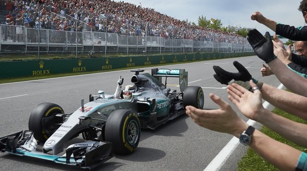 Lewis Hamilton, bicampeão mundial: carro ajustado, talento e esforço (Foto: Divulgação)