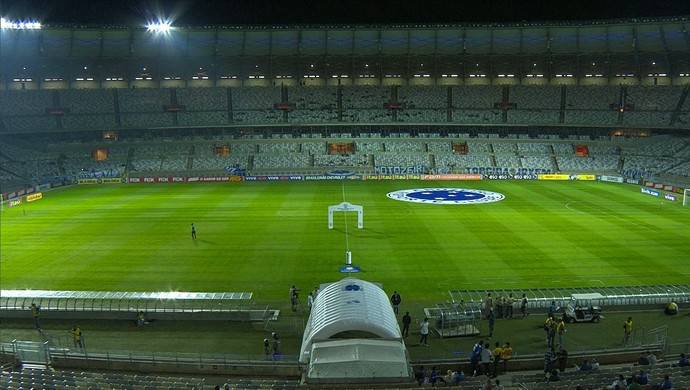 Cruzeiro e Avaí fazem confronto de anfitrião vacilante e visitante indigesto