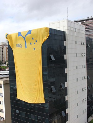 Cruzeiro cria ação para apoiar o Brasil e promover a camisa amarela do time