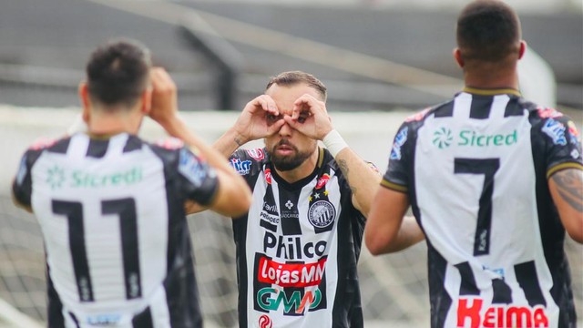 Rodrigo Pimpão, Paulo Sérgio e Felipe Garcia - Operário-PR x CRB 