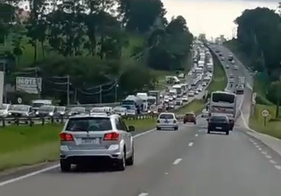 Congestionamento sentido Itu foi registrado nesta quinta-feira (23) — Foto: Divulgação/Jornal da Região 