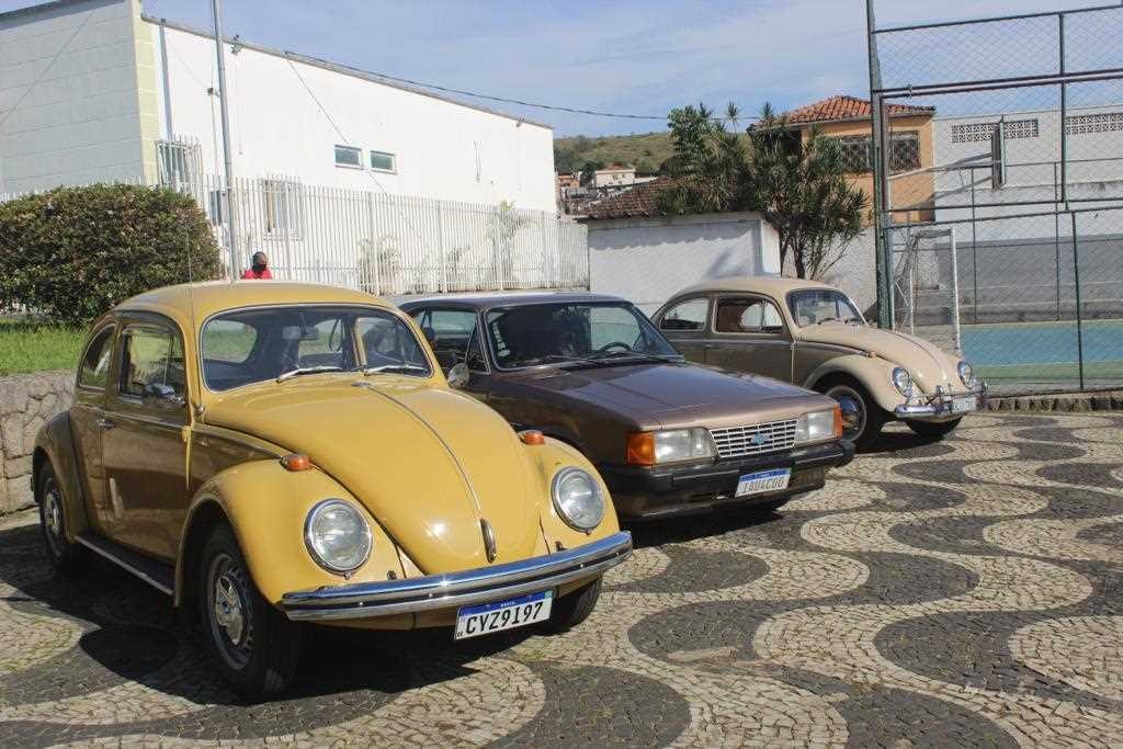 Matias Barbosa sedia encontro de carros antigos