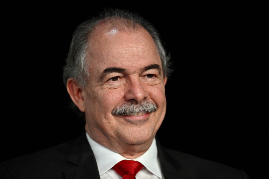 Aloizio Mercadante foi aprovado pelo Conselho de Administração do BNDES para presidência do banco