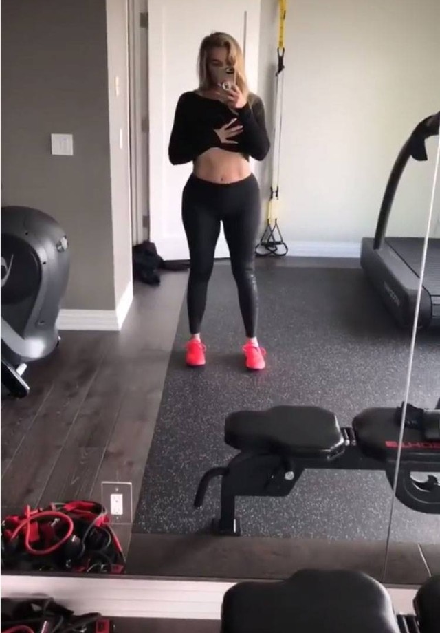 Khloé Kardashian volta a treinar após o nascimento da filha (Foto: Instagram Khloe Kardashian/ Reprodução)