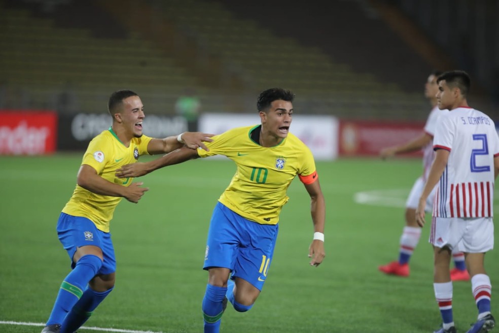 Reinier comemora gol do Brasil Sub-17 sobre o Paraguai — Foto: Conmebol