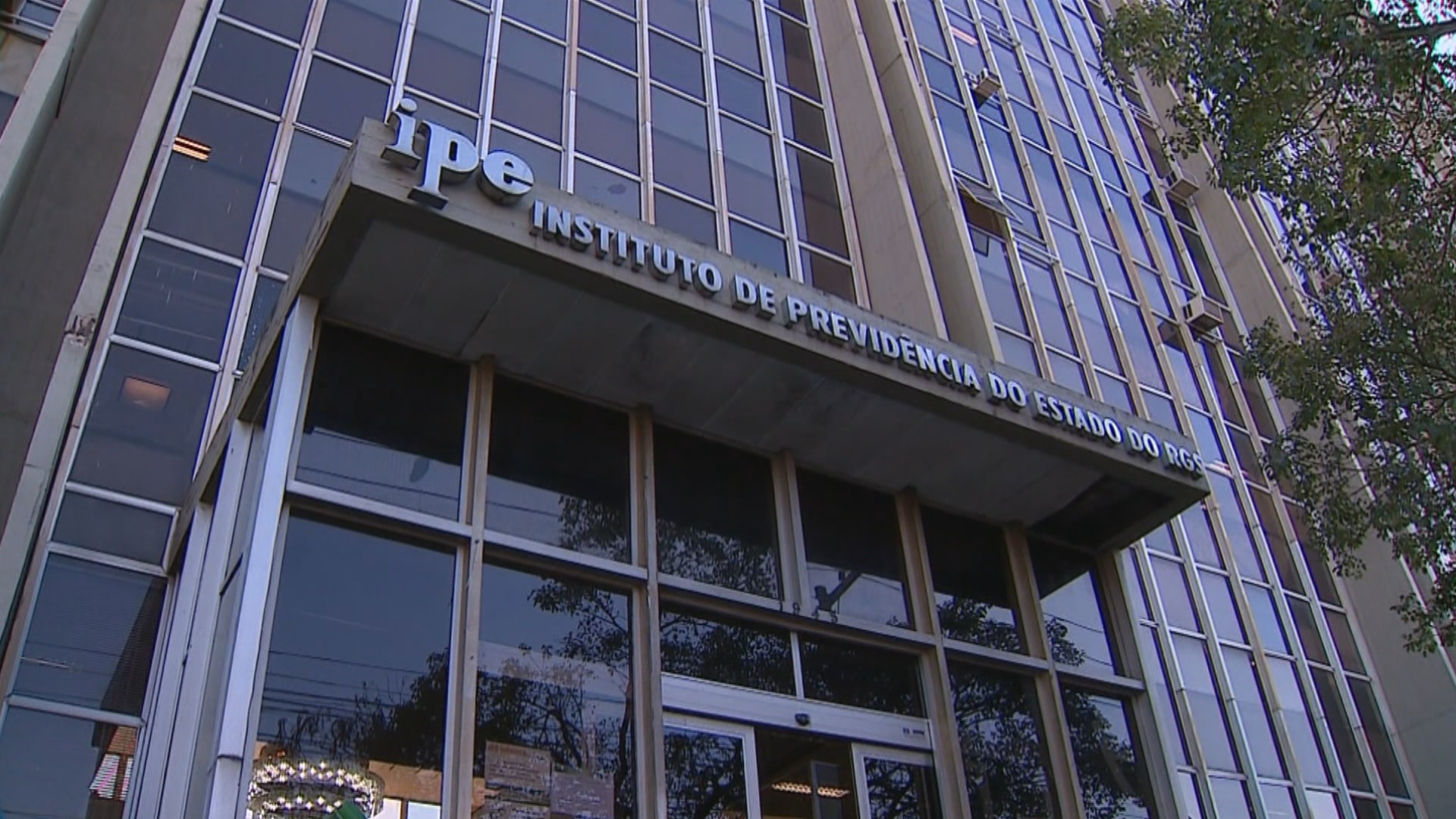 Hospitais do RS cobram dívida de R$ 1,1 bilhão do IPE Saúde e falam em risco de suspensão dos atendimentos