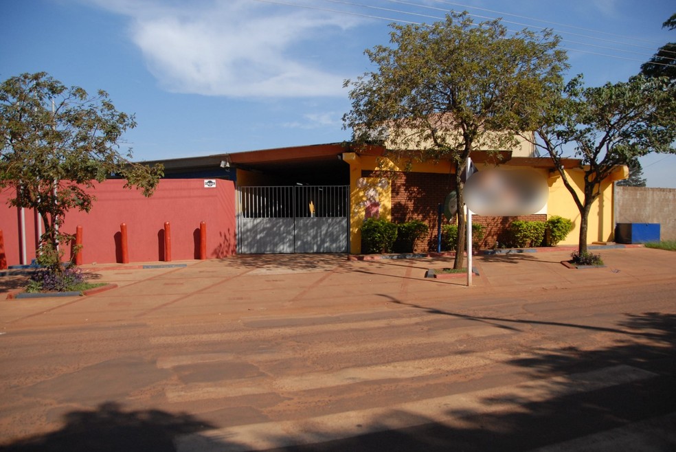 Fachada da escola que homem de 31 anos tentou invadir, em Ponta Porã (MS) — Foto: Redes Sociais